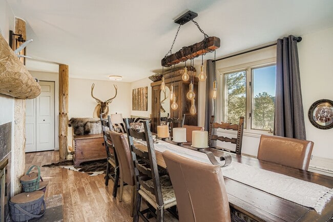 Building Photo - 13203 S Wamblee Valley Rd