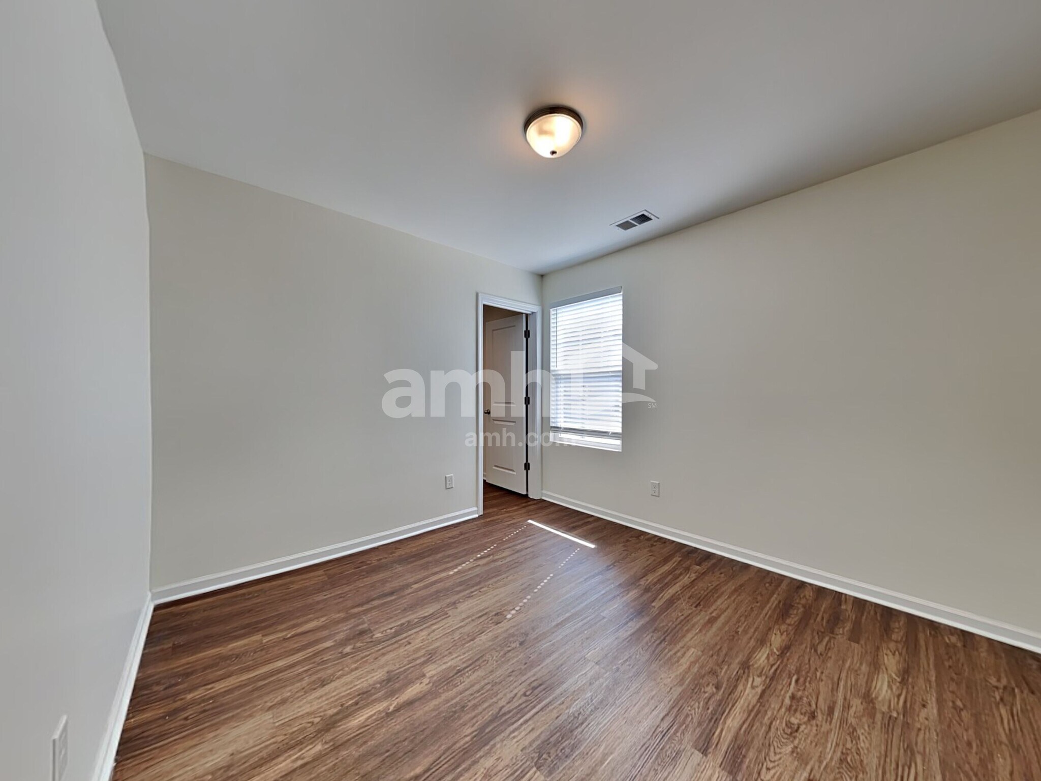 Building Photo - 151 Orion Way