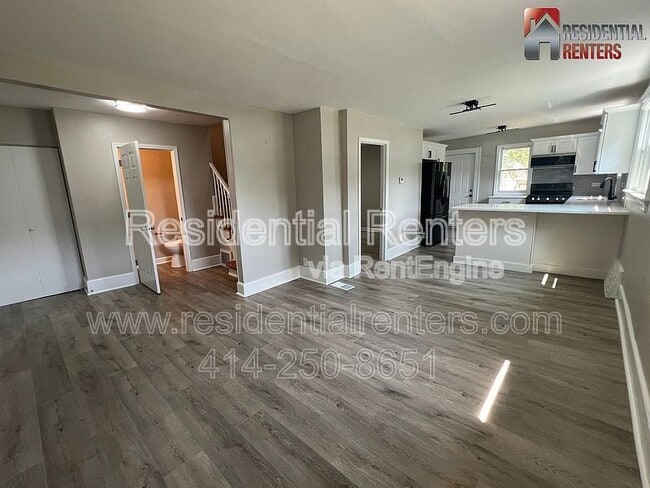 Primary Photo - 5426 N 41st St