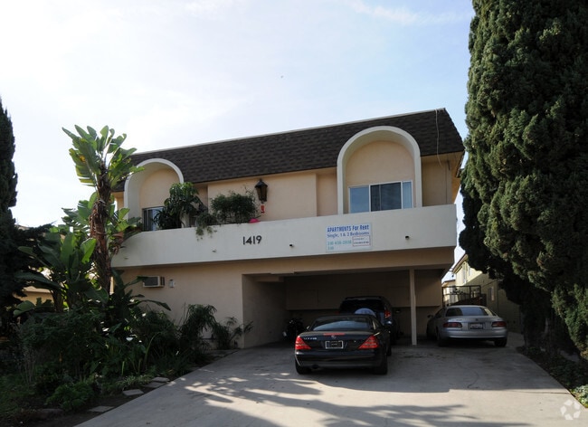 Building Photo - 1419 S. Bundy Dr