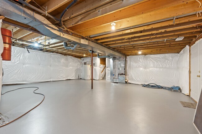 Building Photo - 37744 Hughesville Rd