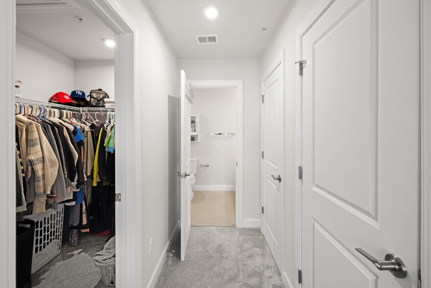 Building Photo - 3582 Stella Blue Dr