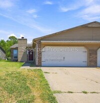 Building Photo - 3119 S 130th E Pl