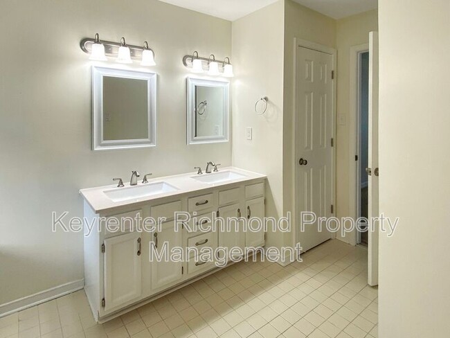 Building Photo - 6104 Bakers Hill Pl