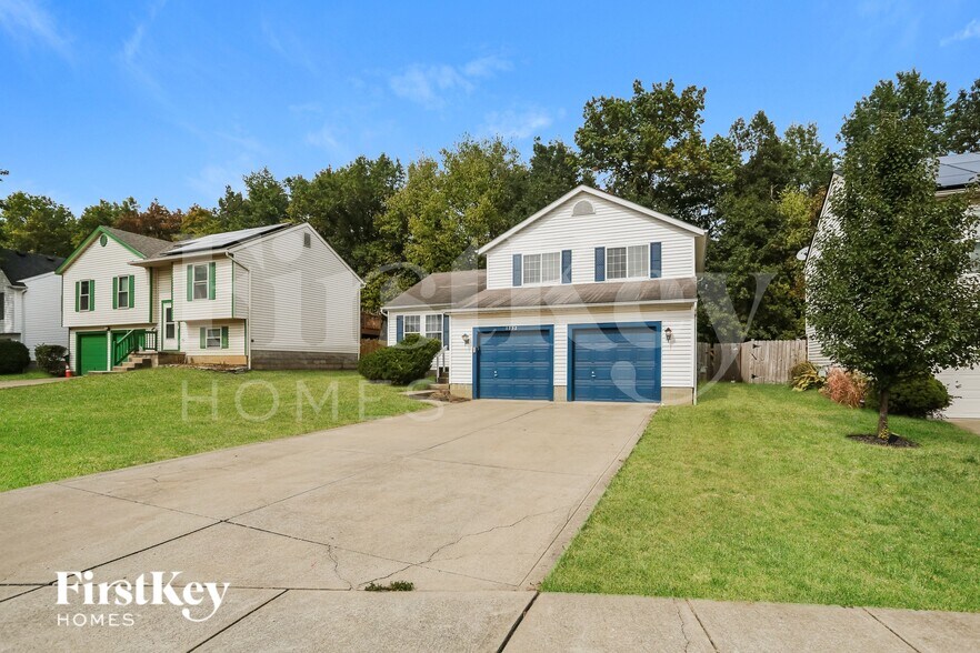 Building Photo - 1732 Westmeadow Dr
