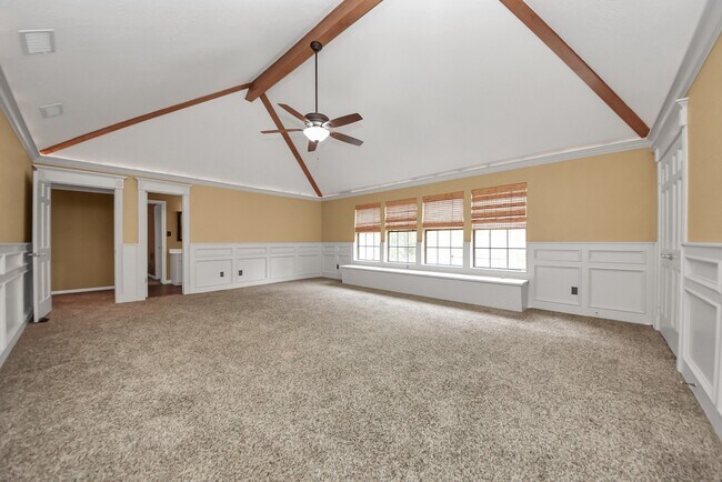 Building Photo - 5214 Norborne Ln