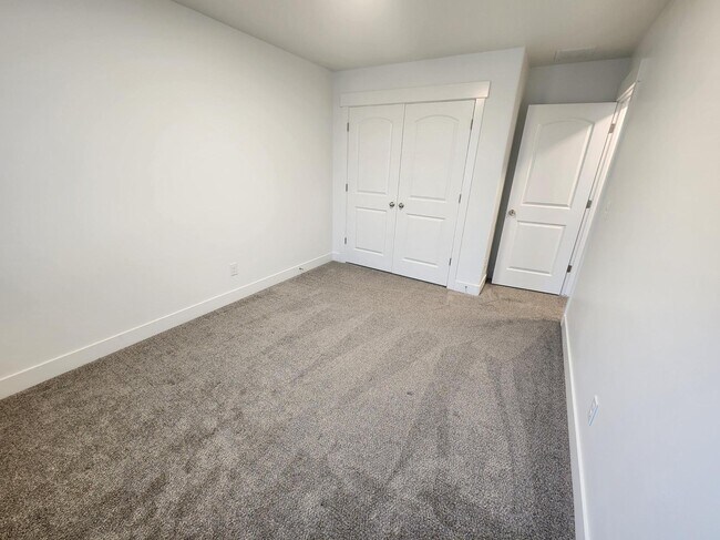 Building Photo - 4142 W 2060 N
