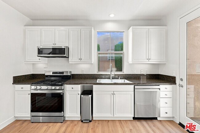 Building Photo - 20115 Pienza Ln