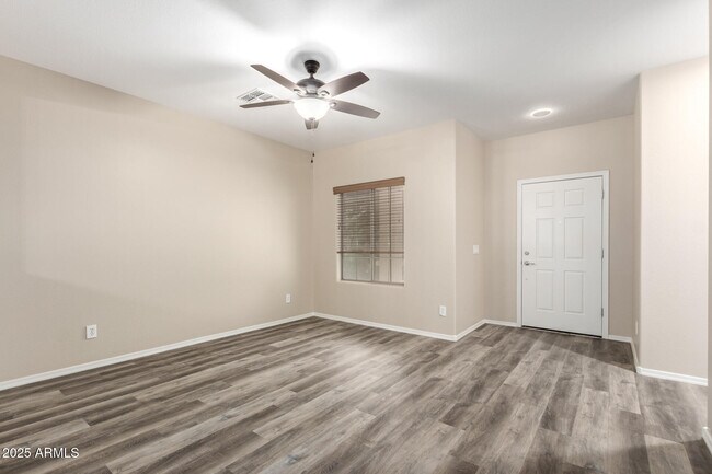 Building Photo - 111 N 193rd Dr