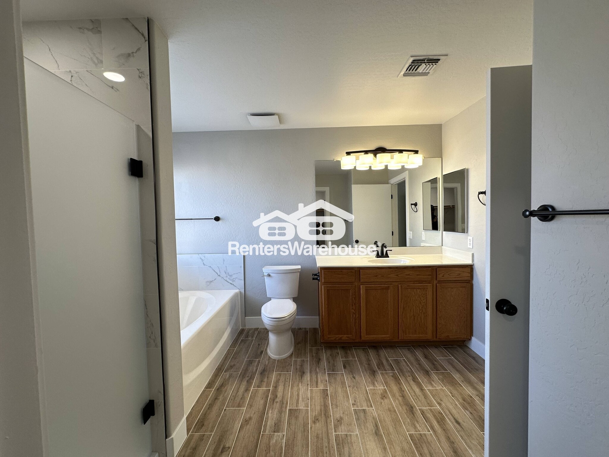 Building Photo - 10992 W Manzanita Dr