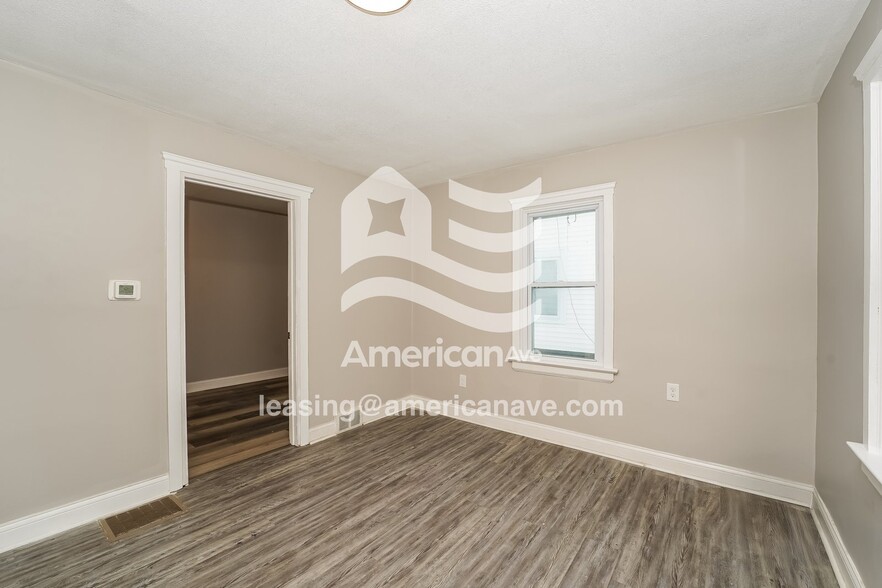 Building Photo - 19431 Tyronne Ave