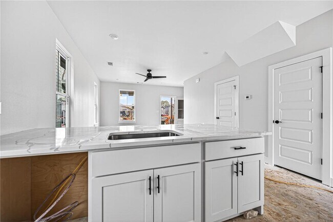 Building Photo - 1447 S Yampa Bnd