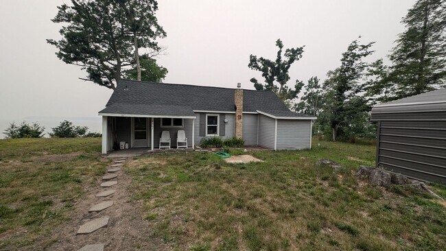 Building Photo - 4367 S Shore Dr