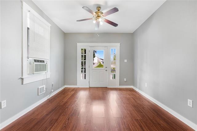 Building Photo - 1029 Lamanche St