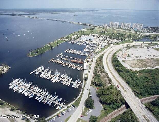 Building Photo - 3 Indian River Ave