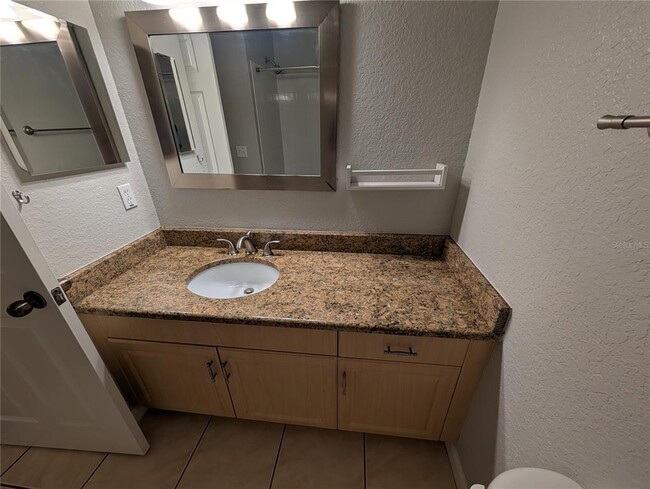 Building Photo - 6212 Ashbury Palms Dr
