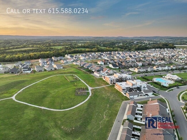 Building Photo - 1021 Ewell Farm Dr