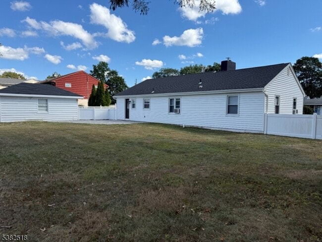 Building Photo - 43 Washburn Rd