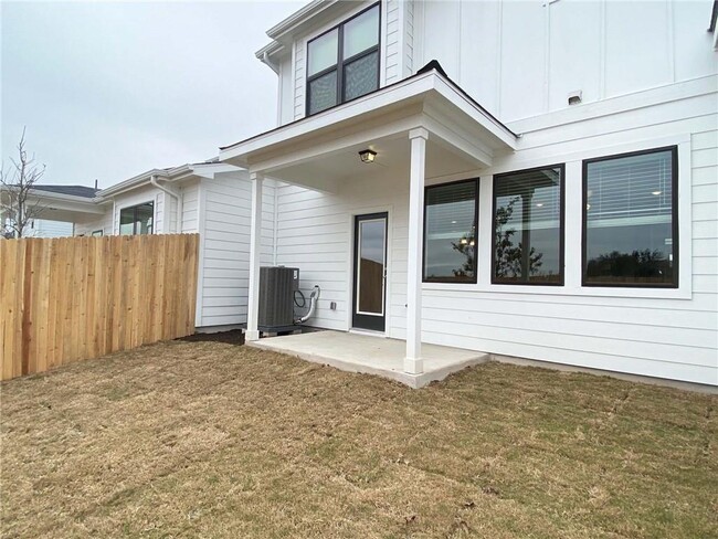 Building Photo - 195 Fieldwood Dr