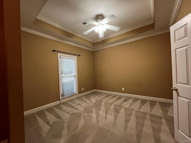 Building Photo - 8839 Sturbridge Dr