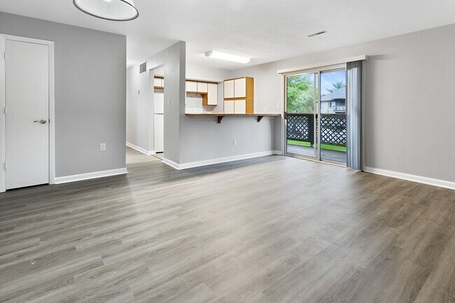 Building Photo - 3 Bed/2 Bath Pet Friendly, Virginia Tech