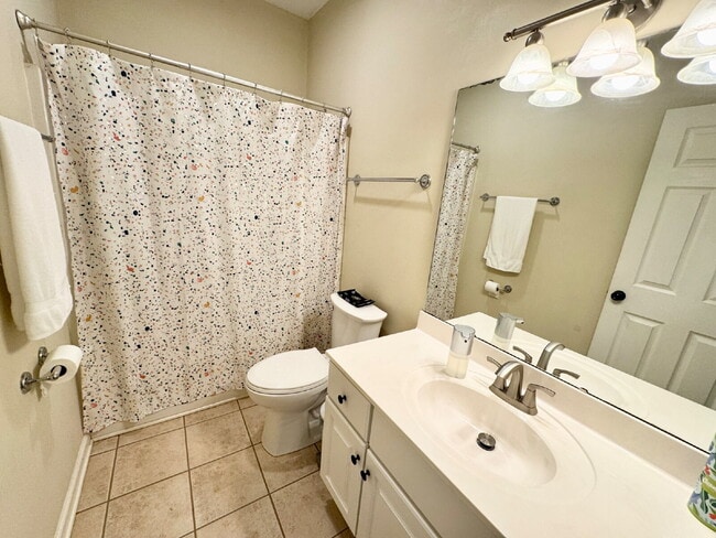 Building Photo - Beautiful 3 bedroom home in Providence Ridge, Seneca