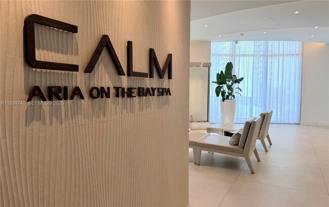 Building Photo - 488 NE 18th St