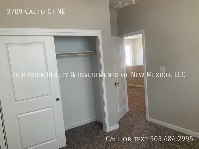 Building Photo - 3709 Cacto Ct