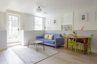 Building Photo - 5 Park Ln