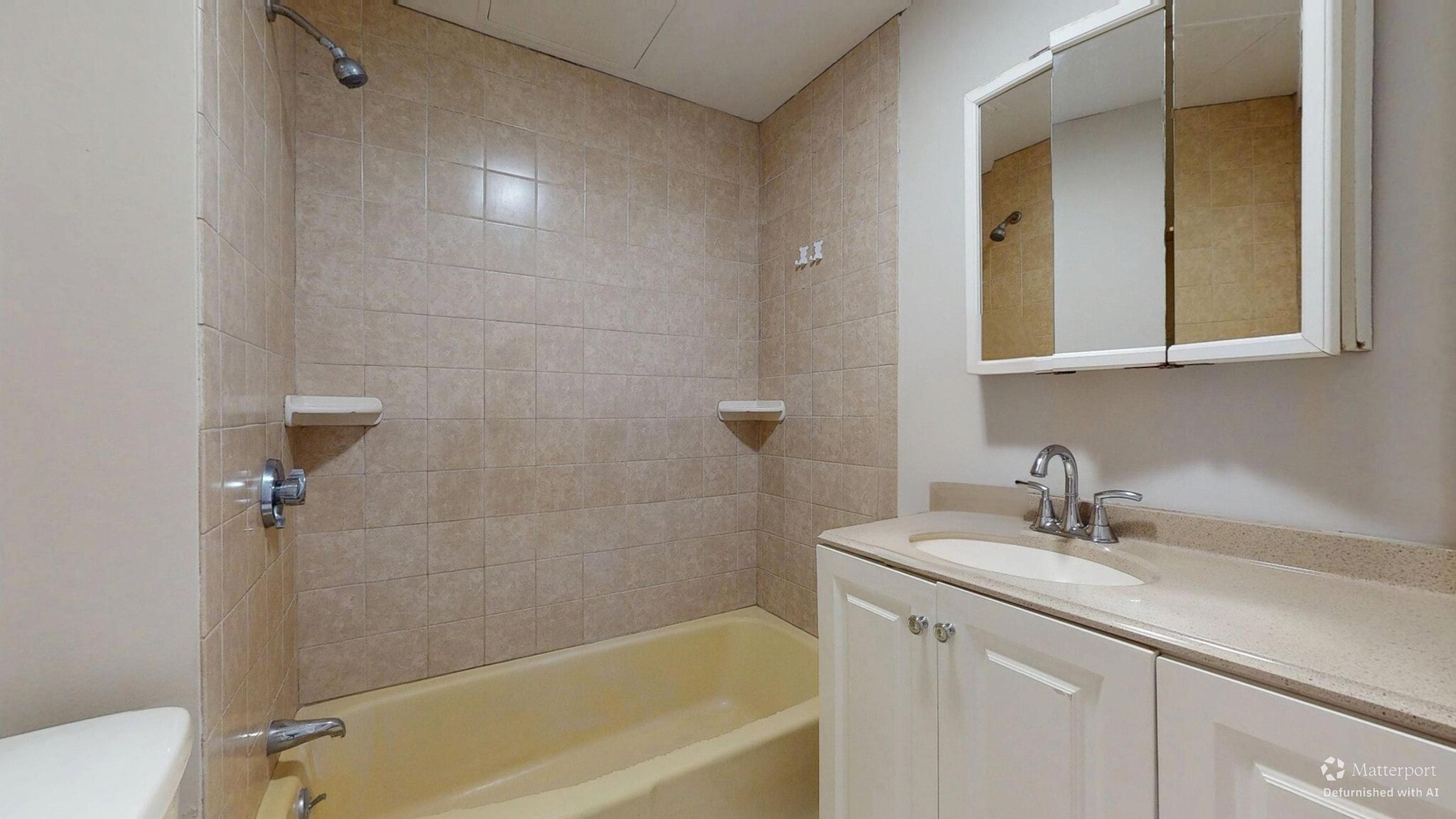 Building Photo - 161 Bennington St