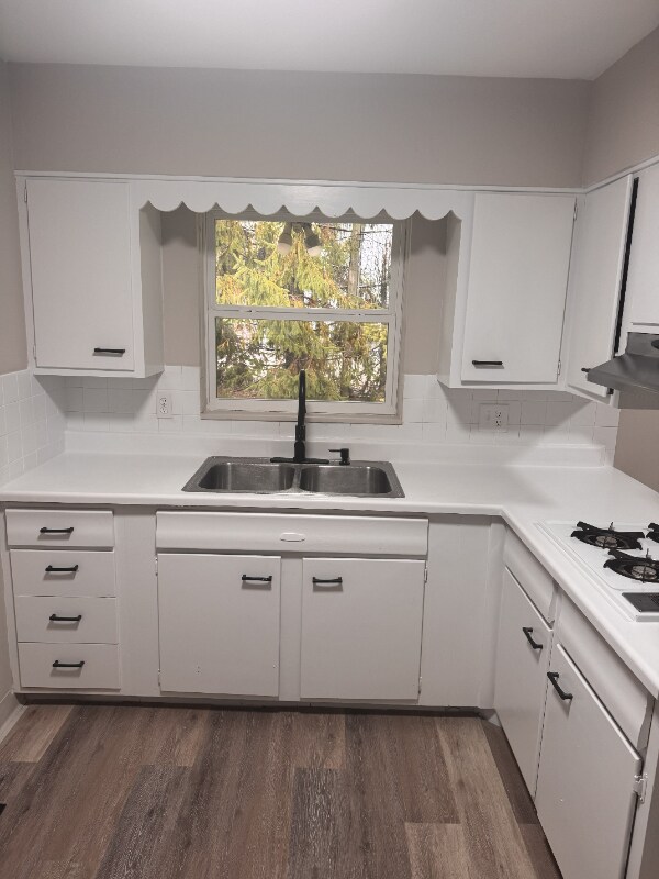 Building Photo - 12-14 Grove Ct