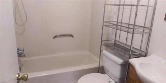 Building Photo - Virginia Village