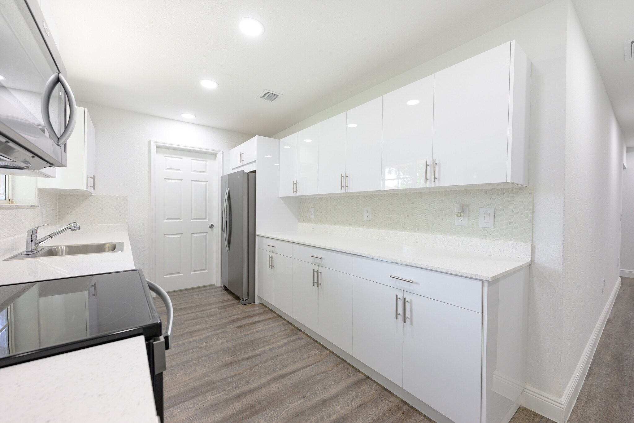 Building Photo - 2355 NW 99th Ter