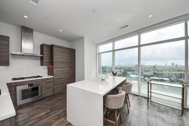 Building Photo - 4521 San Felipe St