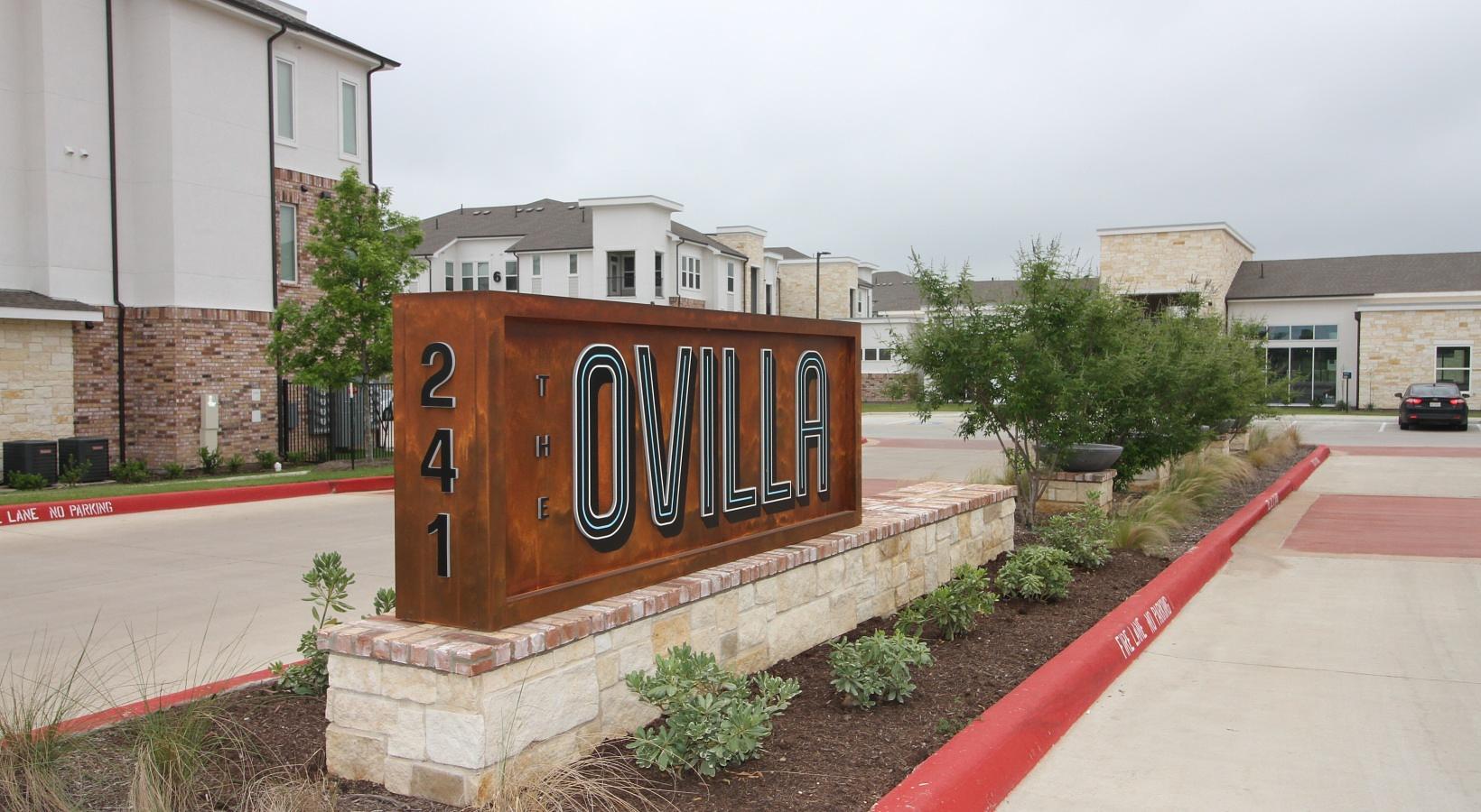 Building Photo - 241 N Overlook Dr