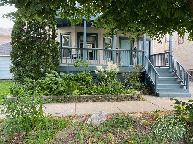 Building Photo - 310 N Ingersoll St