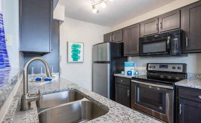 Building Photo - 1 bedroom in League City TX 77573