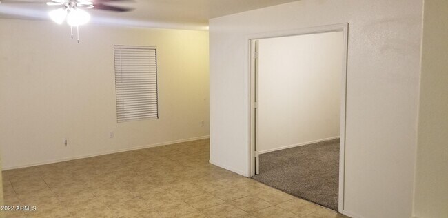 Building Photo - 15842 W Watson Ln