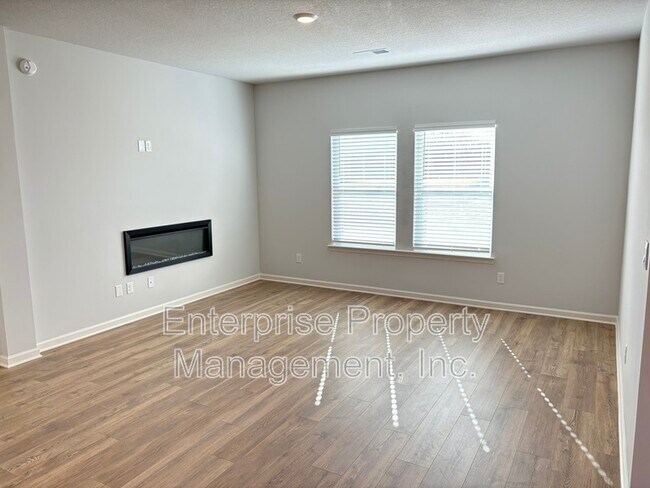 Building Photo - 230 Kipling Dr