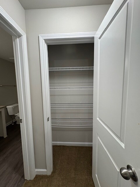 Building Photo - 314 Nutwood Trce