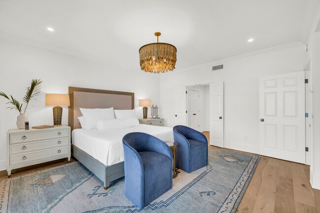 Building Photo - 807 Harborshore Dr