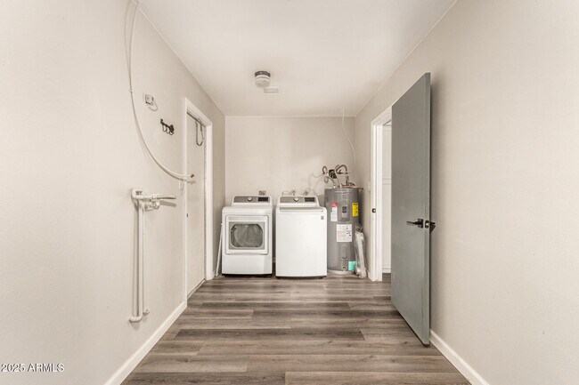 Building Photo - 3713 W Villa Rita Dr
