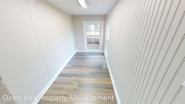 Building Photo - 3 br, 1.5 bath House - 101 Arvie Dr