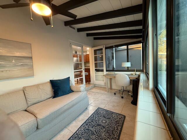 Building Photo - 340 Leigh Rd