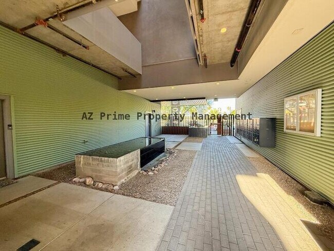 Building Photo - 1130 N 2nd St
