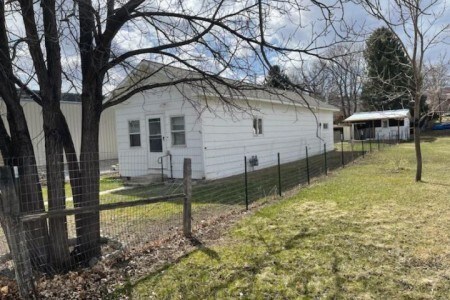 Building Photo - 114 N Harley Ave