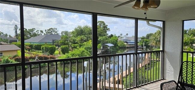 Building Photo - 15140 Riverbend Blvd