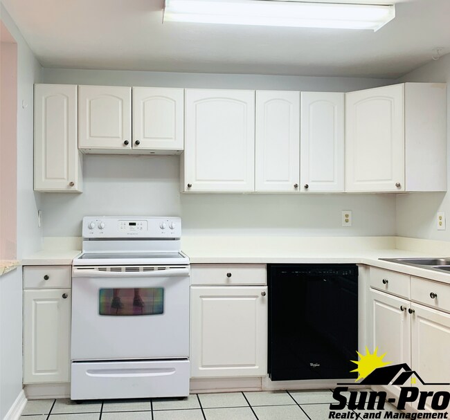 Building Photo - 980 Canal View Blvd