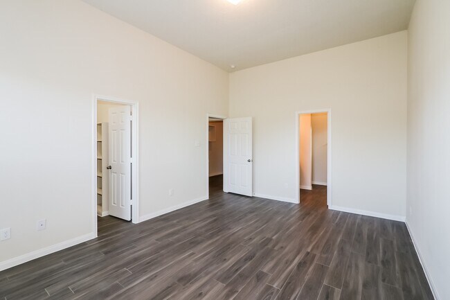 Building Photo - 823 Frontera Ct