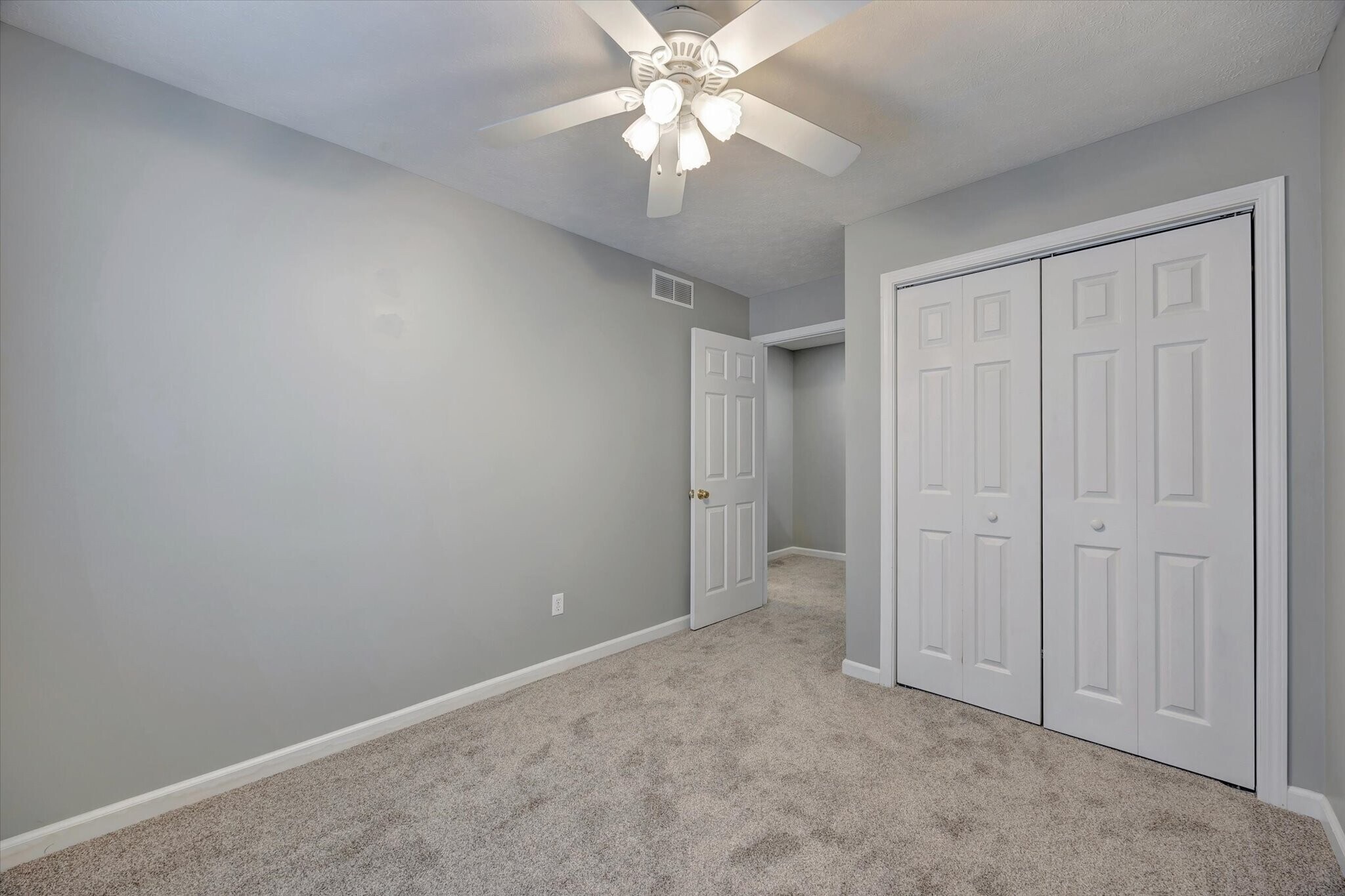 Building Photo - 3499 S Oaklawn Cir